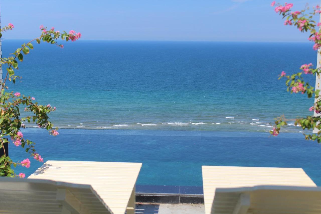 Santa Luxury Hotel Дананг Екстериор снимка