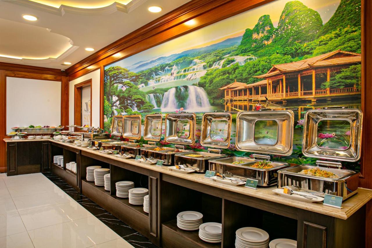 Santa Luxury Hotel Дананг Екстериор снимка