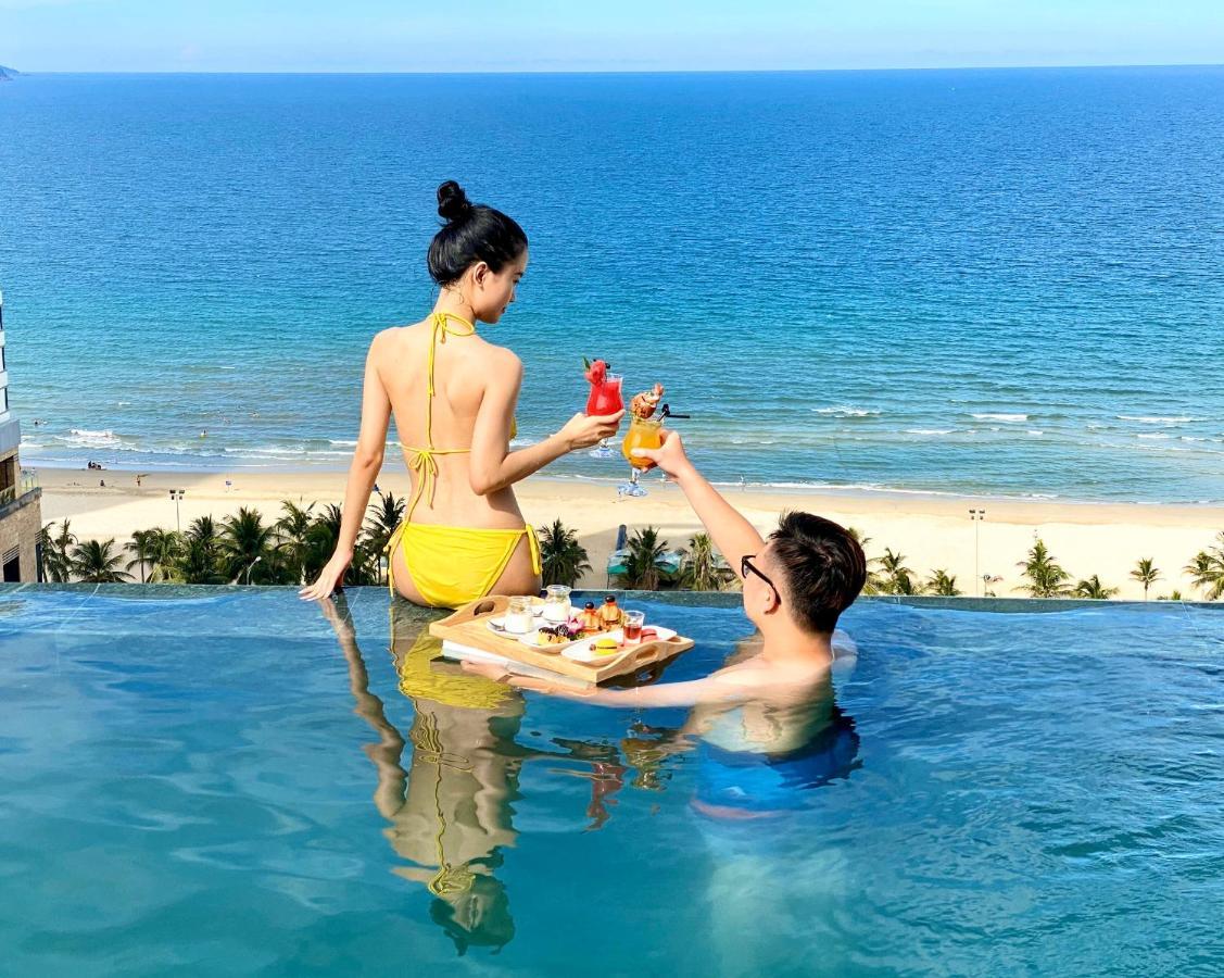 Santa Luxury Hotel Дананг Екстериор снимка