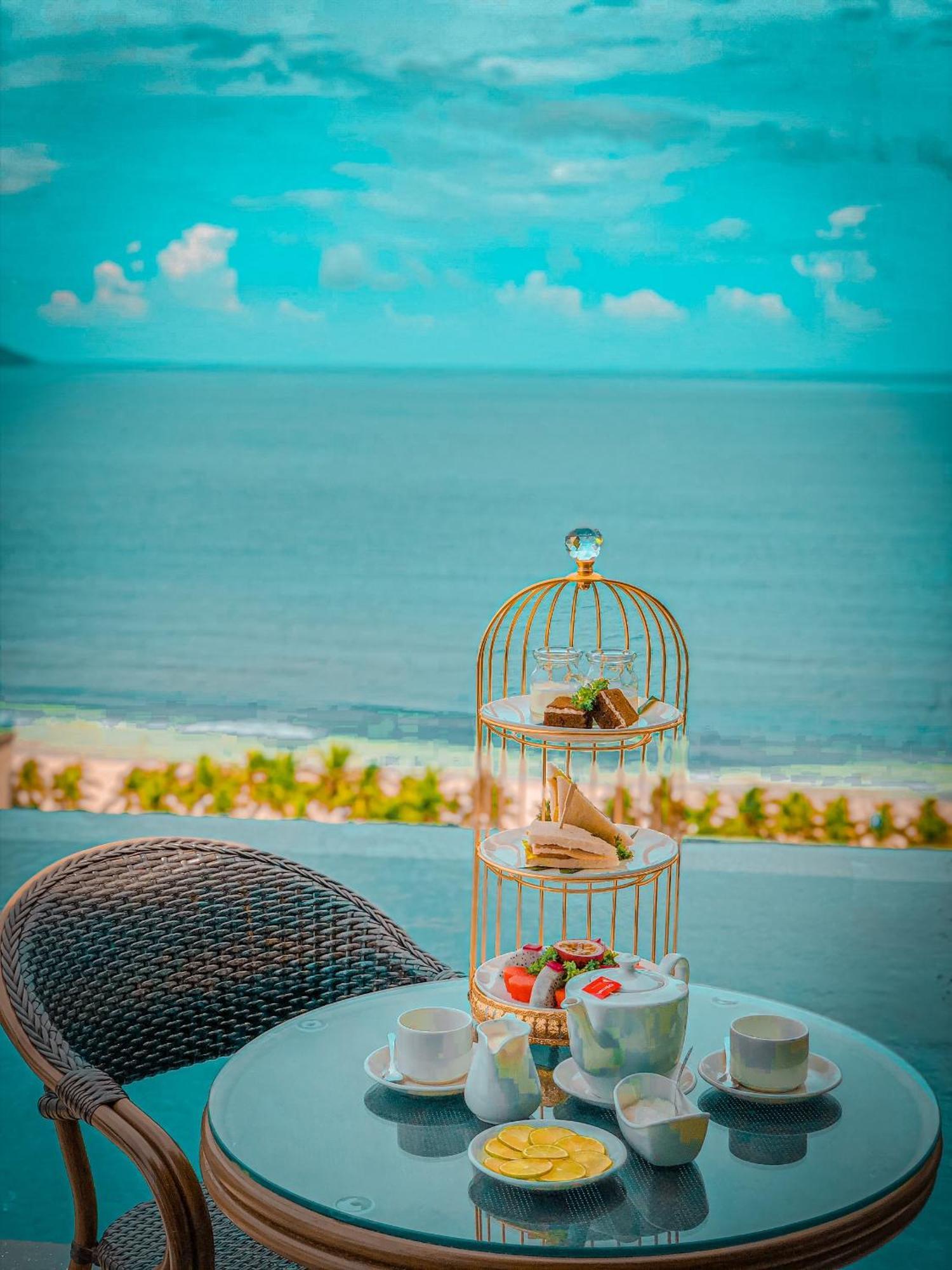 Santa Luxury Hotel Дананг Екстериор снимка
