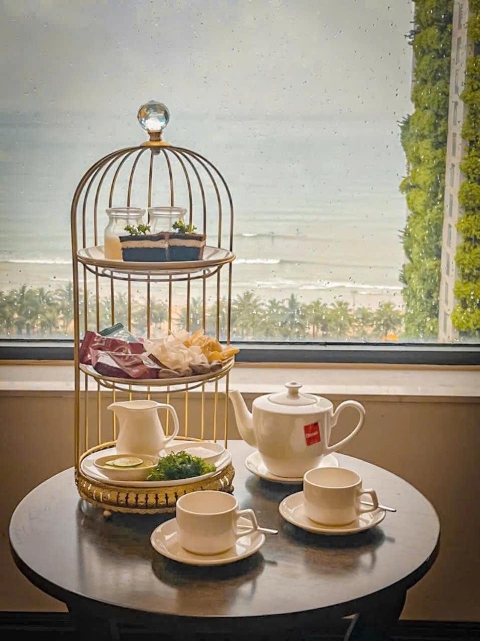 Santa Luxury Hotel Дананг Екстериор снимка