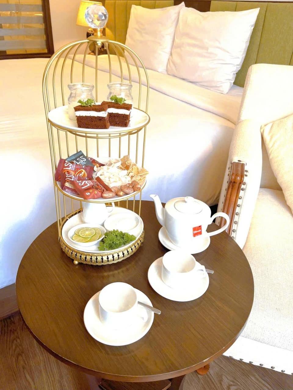 Santa Luxury Hotel Дананг Екстериор снимка
