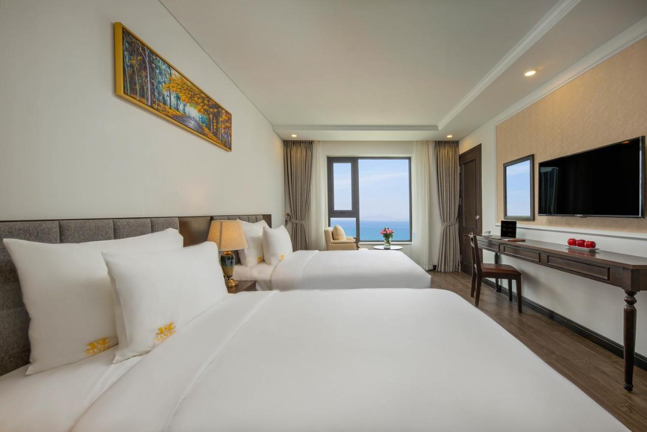 Santa Luxury Hotel Дананг Екстериор снимка